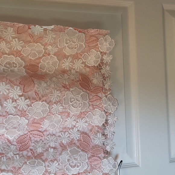 CALVIN KLEIN embroidered dress - Picture 3 of 8